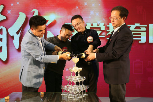 慶典晚宴活動(dòng)-感恩有你，醫(yī)學(xué)教育網(wǎng)11周年慶典活動(dòng)