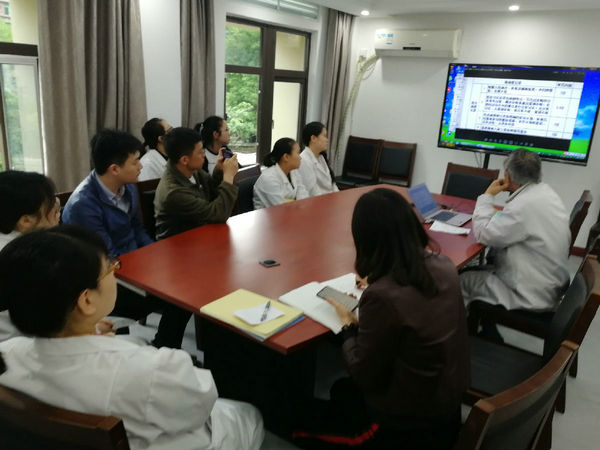 重慶市腫瘤醫(yī)院2019年住培結(jié)業(yè)學員交流暨工作布置會順利舉行
